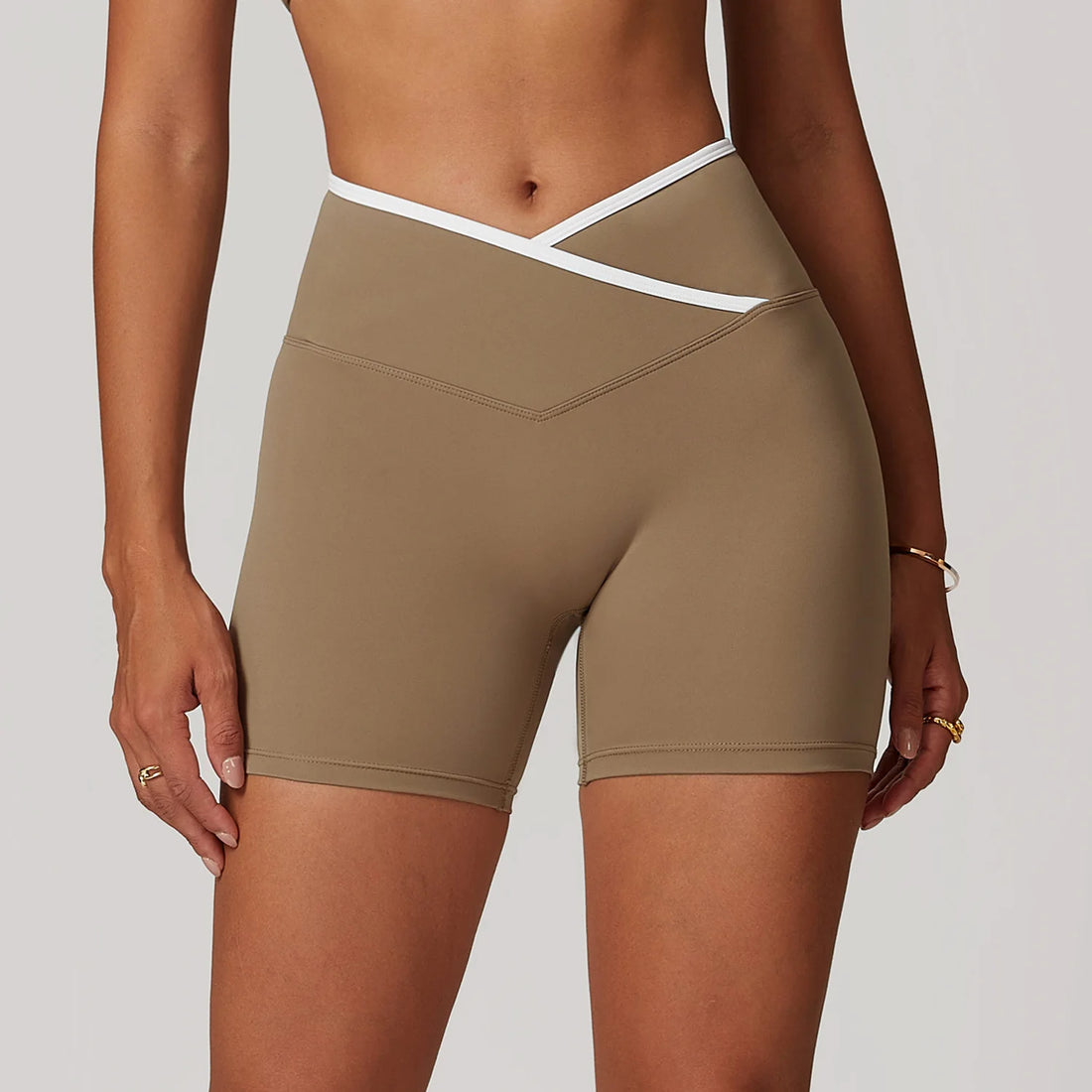 ENERGEA - V-shaped Fitness Women Shorts